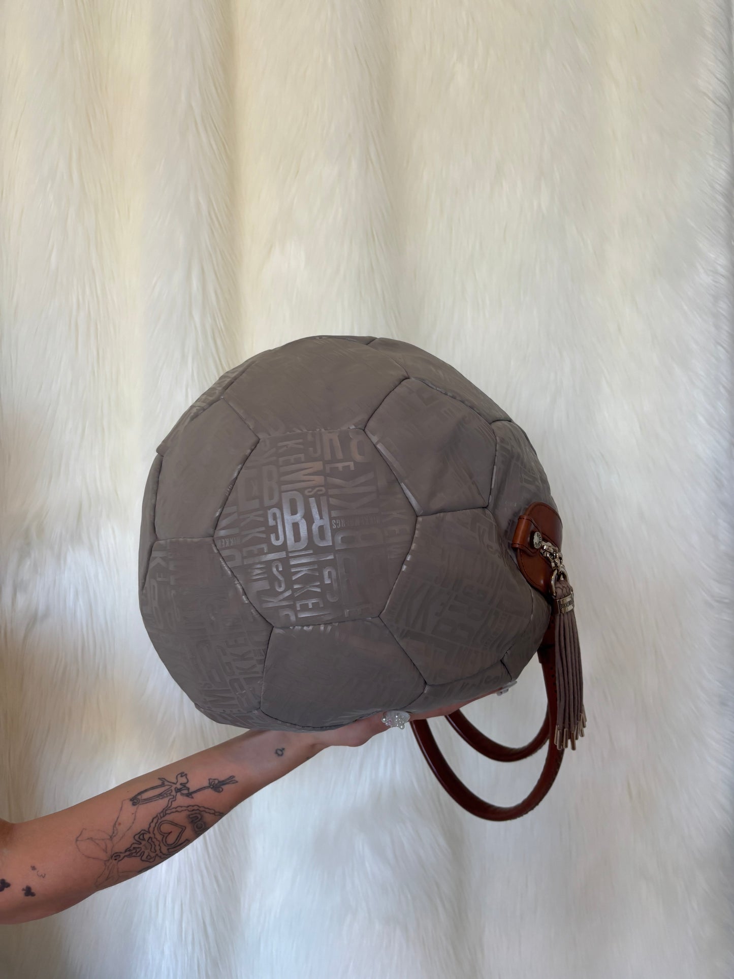 DIRK BIKKEMBERGS VOETBALTAS