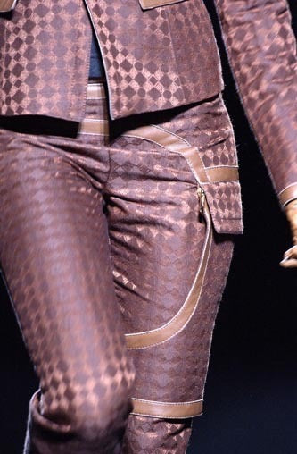 DIRK BIKKEMBERGS FW2004 ROK MET RITS