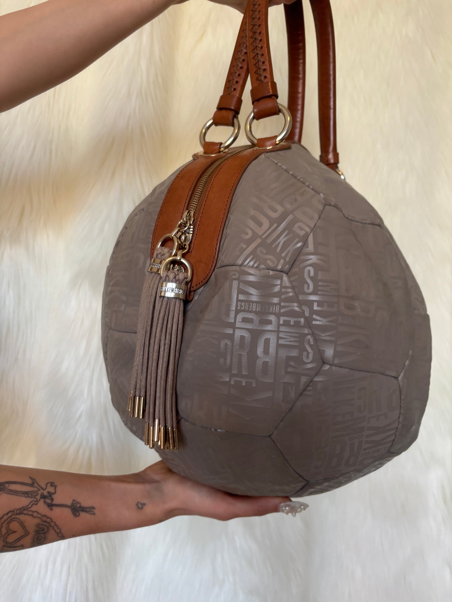 DIRK BIKKEMBERGS VOETBALTAS