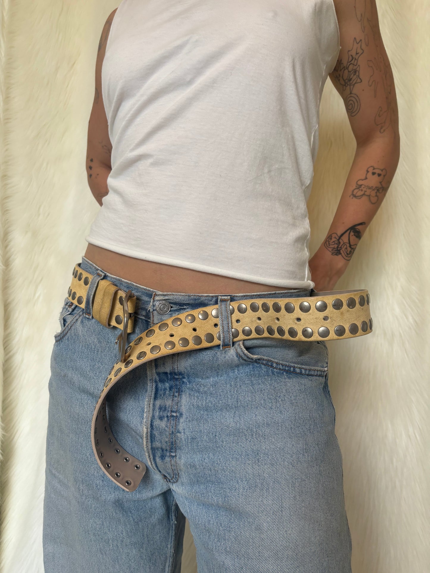 ANN DEMEULEMEESTER LEDEREN RIEM MET STUDS