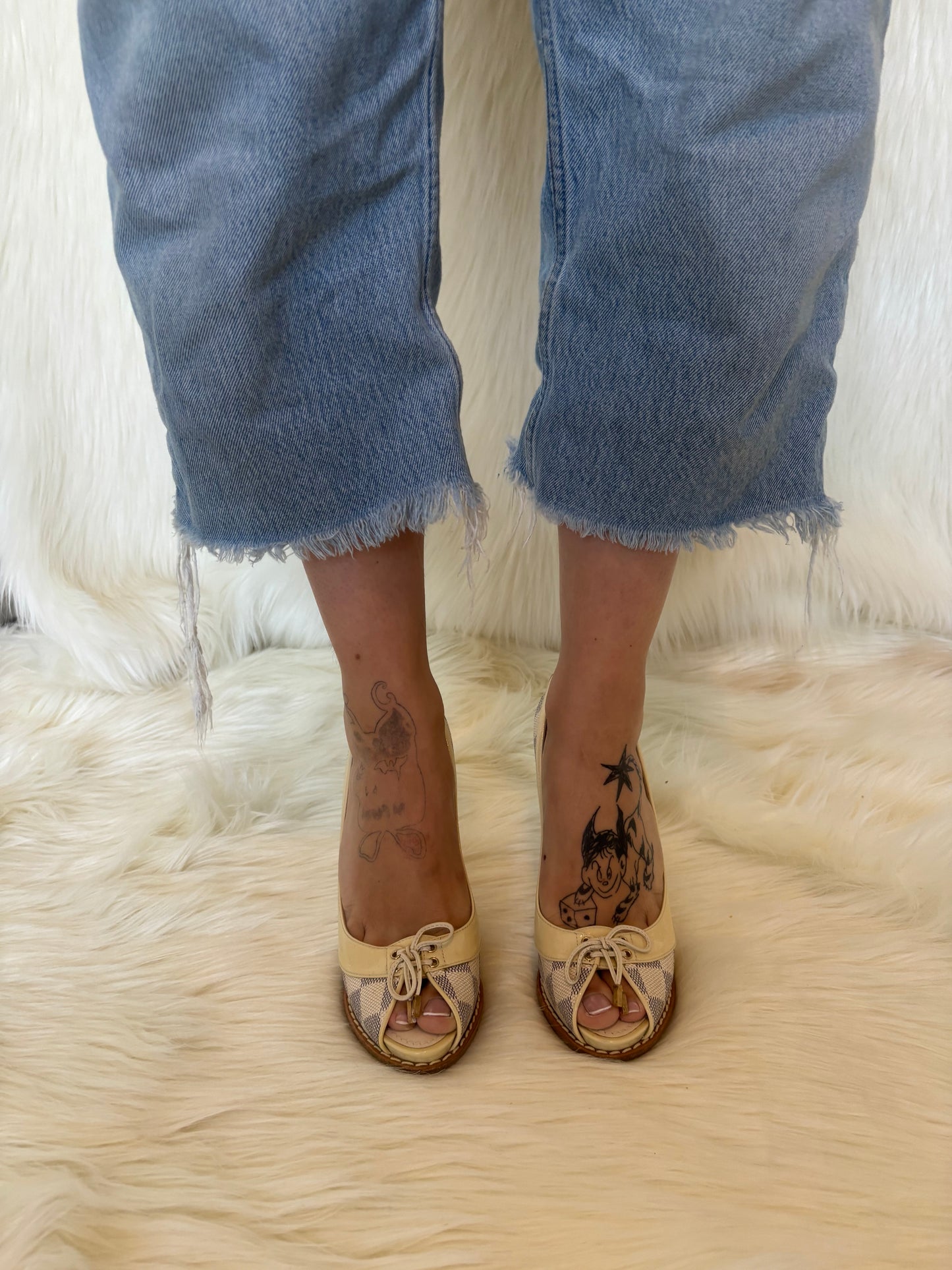 LOUIS VUITTON DAMIEN AZUR HEELS