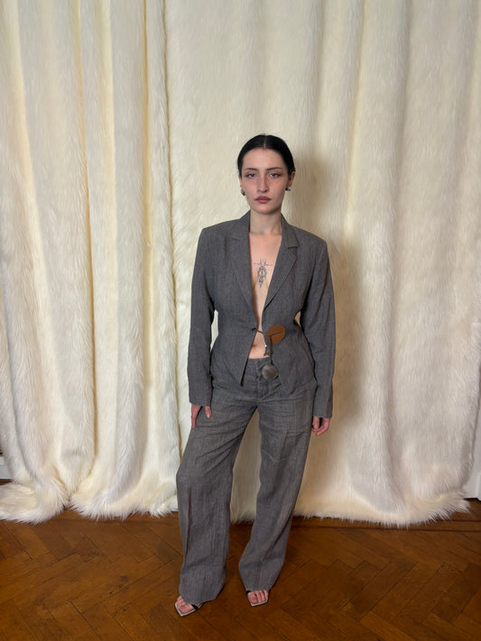 DIRK BIKKEMBERGS SS2004 SUIT